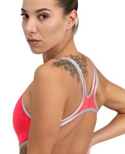 ARENA ONE BIGLOGO KADIN YÜZÜCÜ MAYOSU 001198450